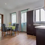 דירה Pleasant Seaview 2-bedroom In *