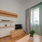 Pleasant Seaview 2-bedroom In דירה *