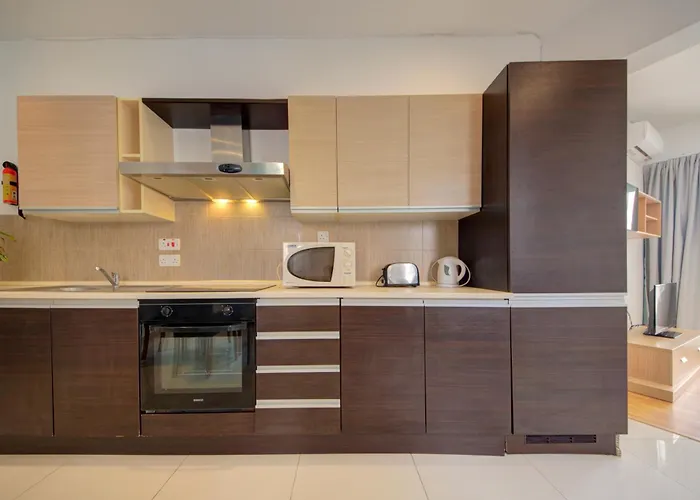 Pleasant Seaview 2-bedroom In Appartamento