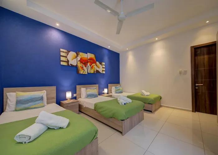 Pleasant Seaview 2-bedroom In Appartamento