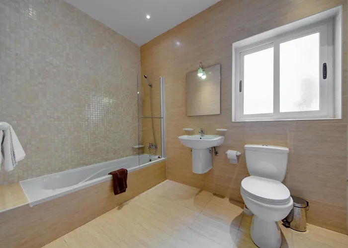 Διαμέρισμα Pleasant Seaview 2-bedroom In *