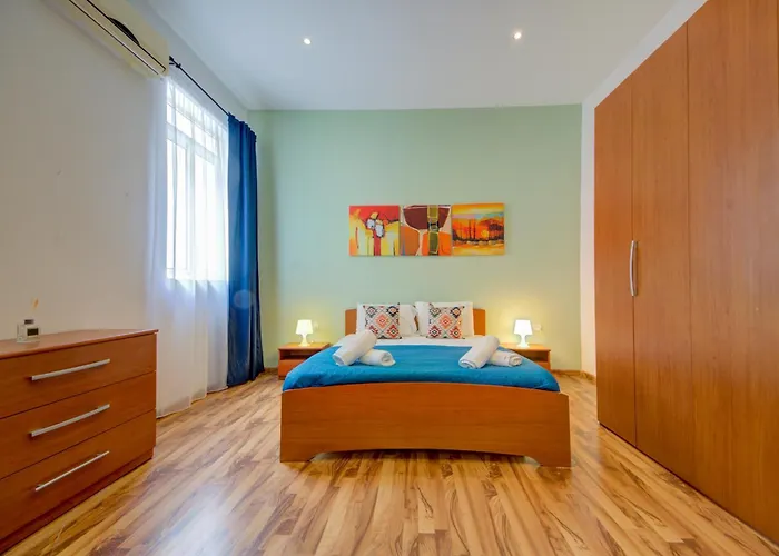 Pleasant Seaview 2-bedroom In Appartement Sliema